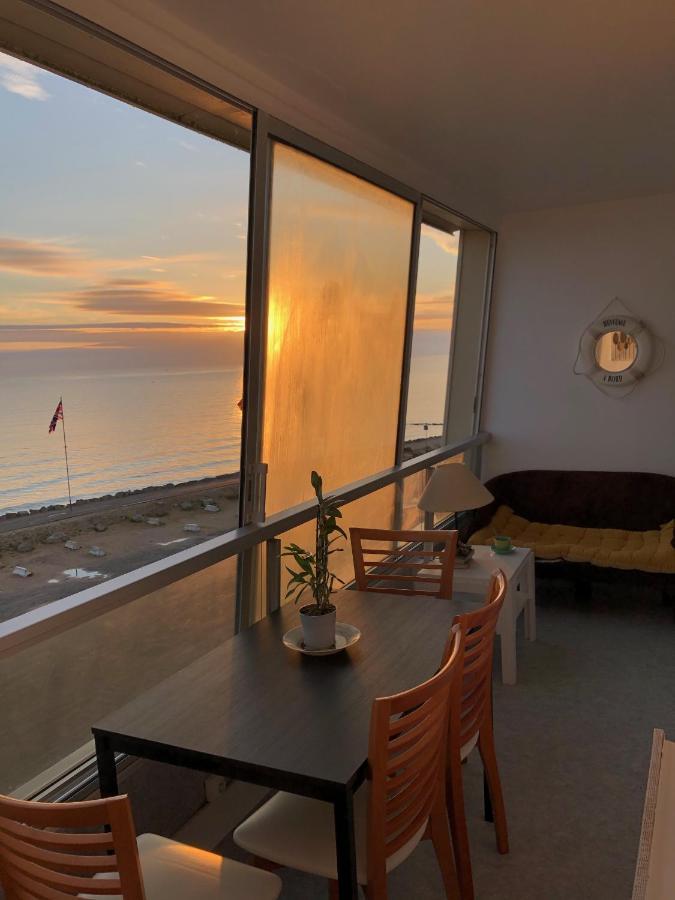 La Mouette Apartment Courseulles-sur-Mer Exterior photo
